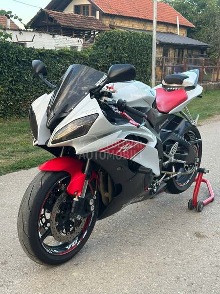 Yamaha R6 RJ15