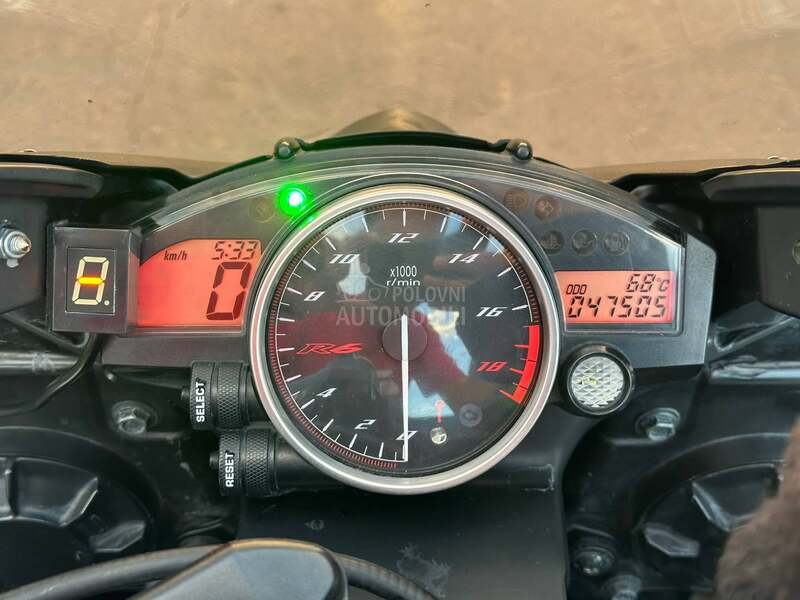 Yamaha R6 RJ15
