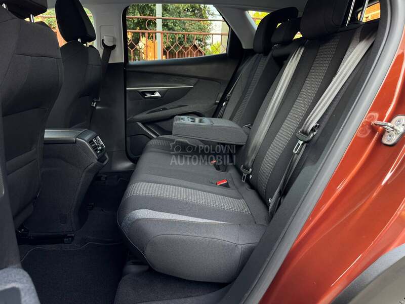 Peugeot 3008 EAT8 ACTIVE BUSINESS