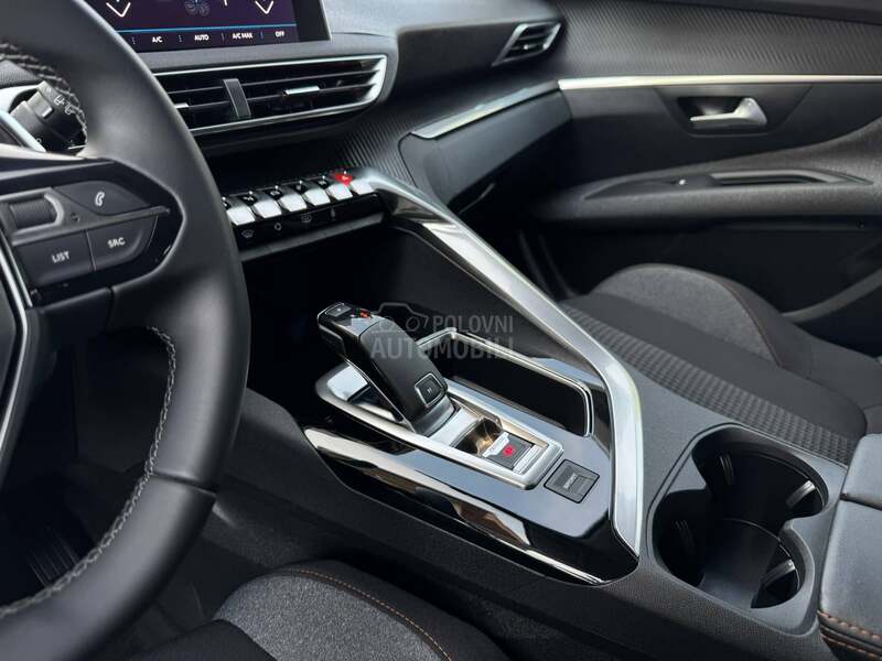 Peugeot 3008 EAT8 ACTIVE BUSINESS