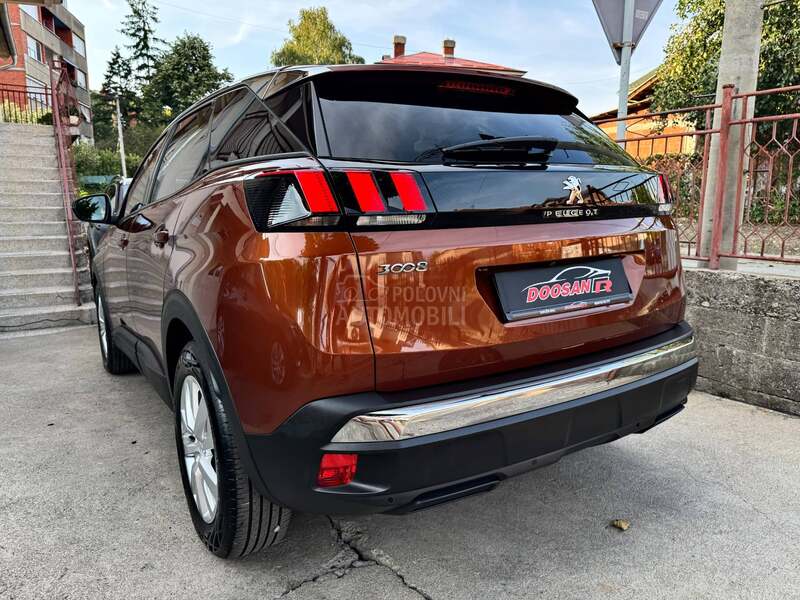 Peugeot 3008 EAT8 ACTIVE BUSINESS