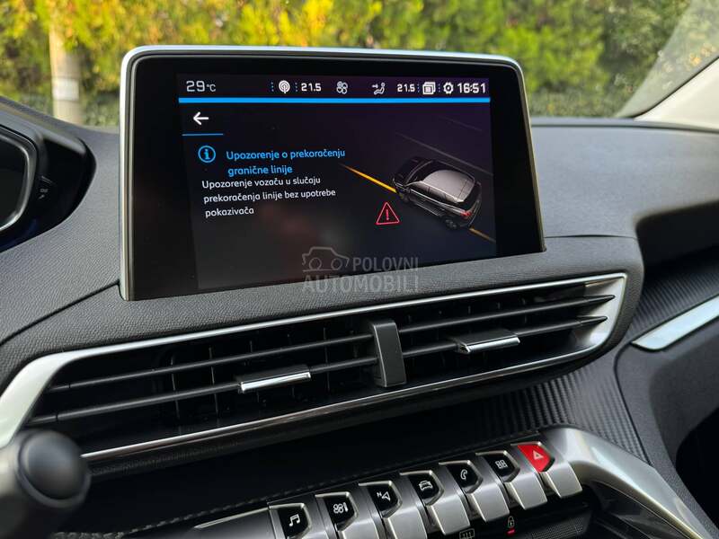 Peugeot 3008 EAT8 ACTIVE BUSINESS