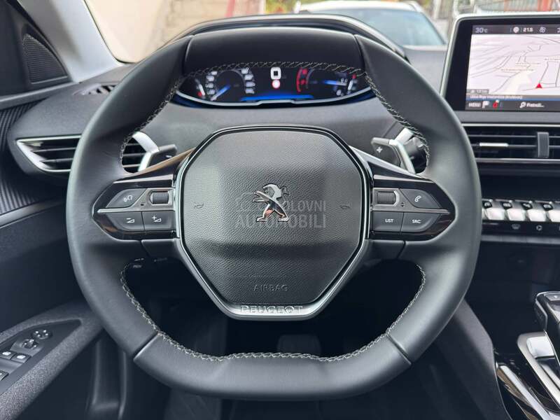 Peugeot 3008 EAT8 ACTIVE BUSINESS