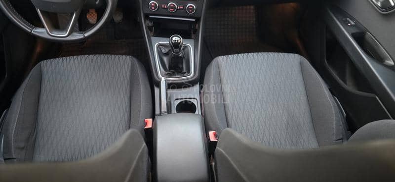 Seat Leon 1.6 TDI MATRIX