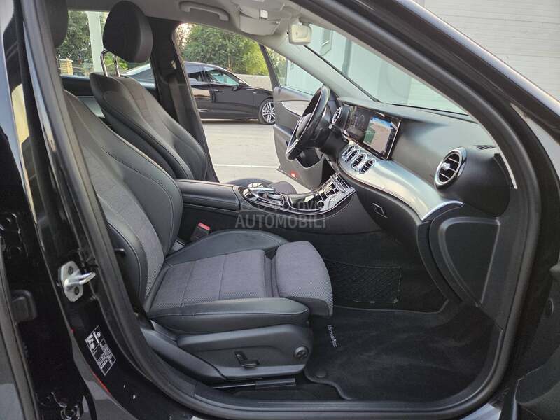 Mercedes Benz E 220 122.000 K M/VIRT/NAV