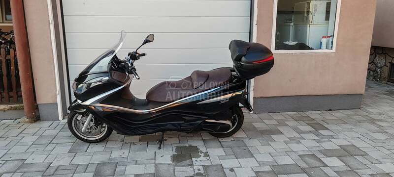 Piaggio x10 abs esp