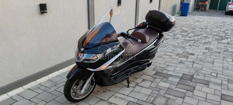 Piaggio x10 abs esp