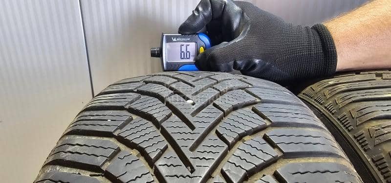 Sailun 205/55 R16 Zimska