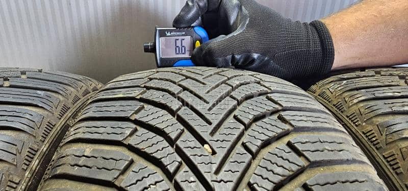 Sailun 205/55 R16 Zimska