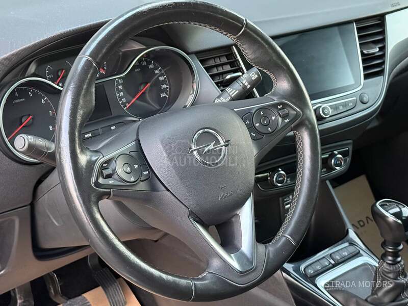 Opel Crossland X  1.5 D NAVY 8MM LANAC