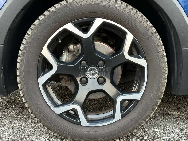 Opel Crossland X  1.5 D NAVY 8MM LANAC