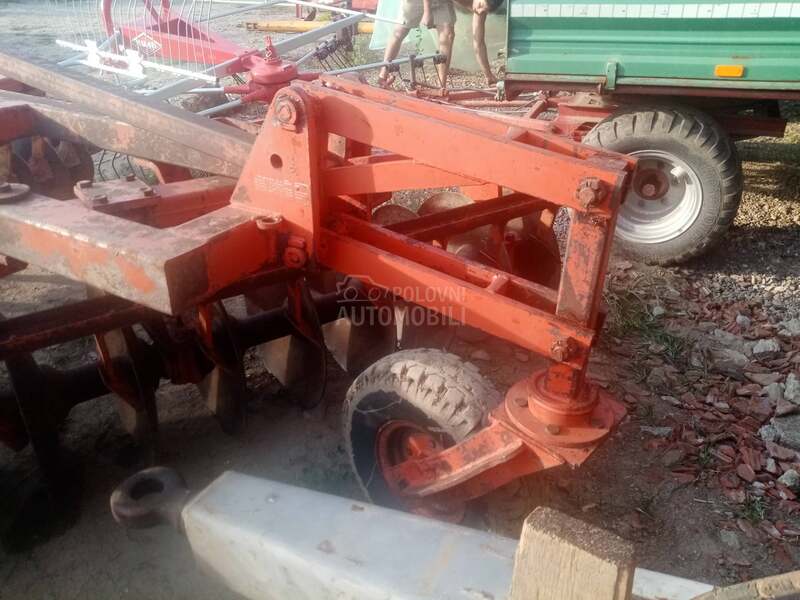 Adut 10 i 28 tanjira