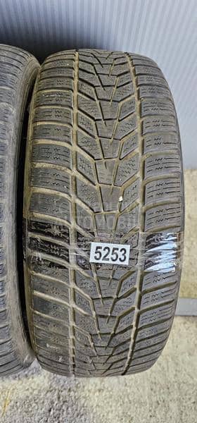 Hankook 215/55 R18 Zimska