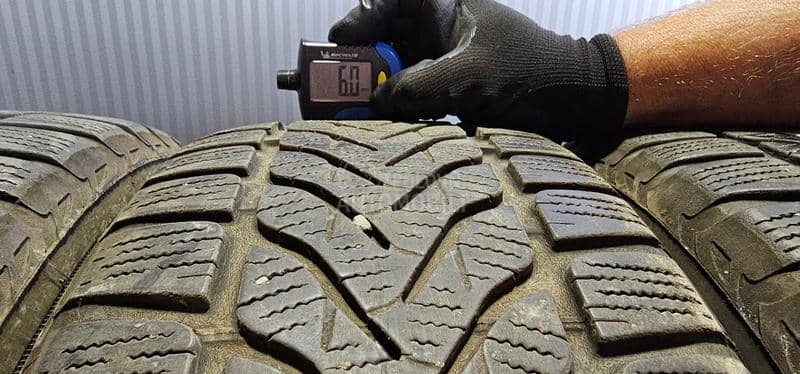 Lassa 215/60 R17 Zimska