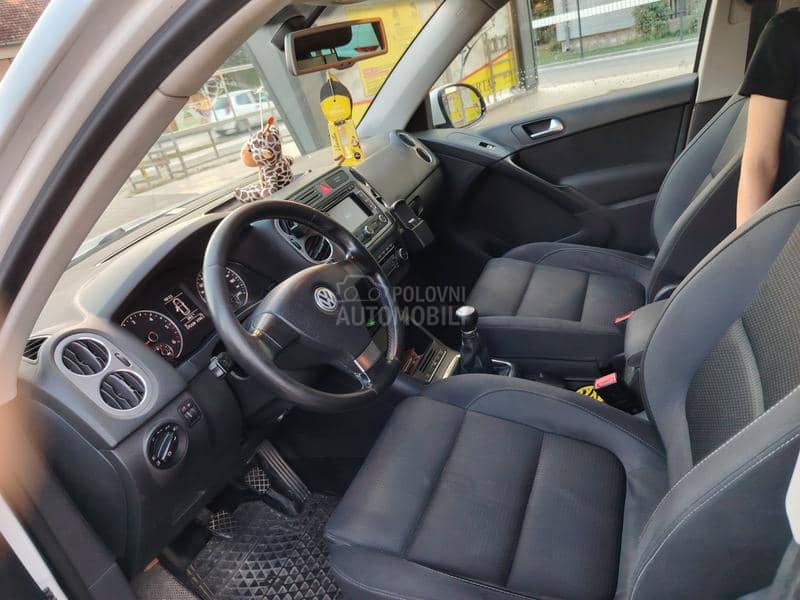 Volkswagen Tiguan 2.0tdi