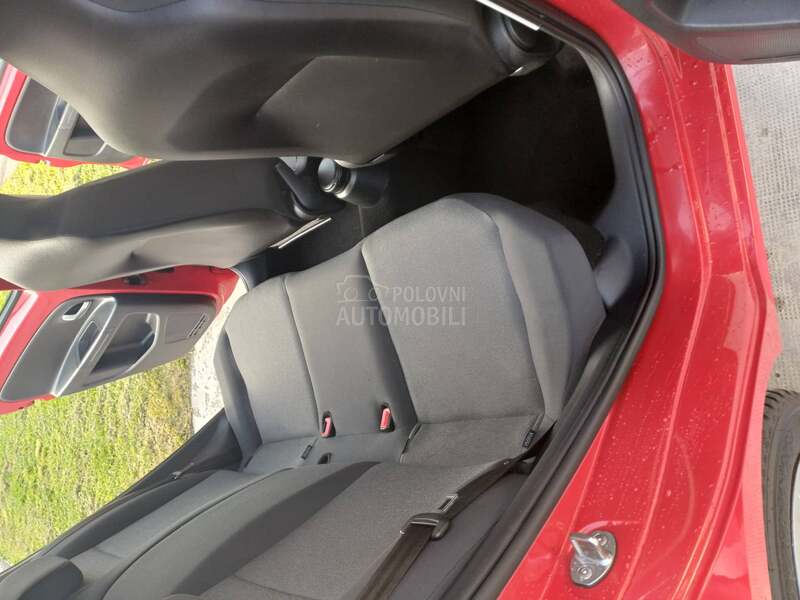 Volkswagen up! 1.0 MPI