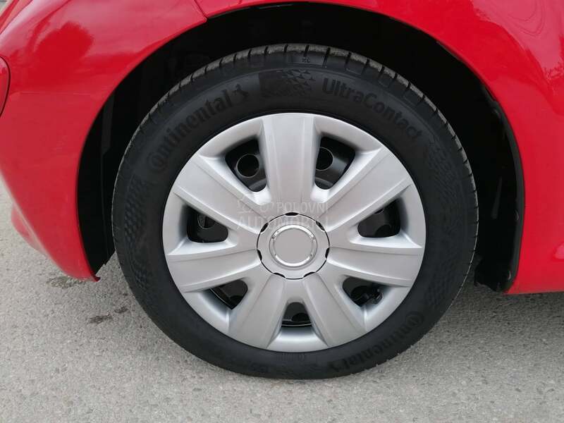 Toyota Aygo 1.0i COOL CH