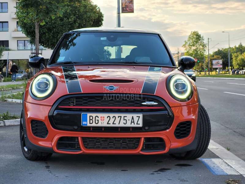 MINI John Cooper Works F56