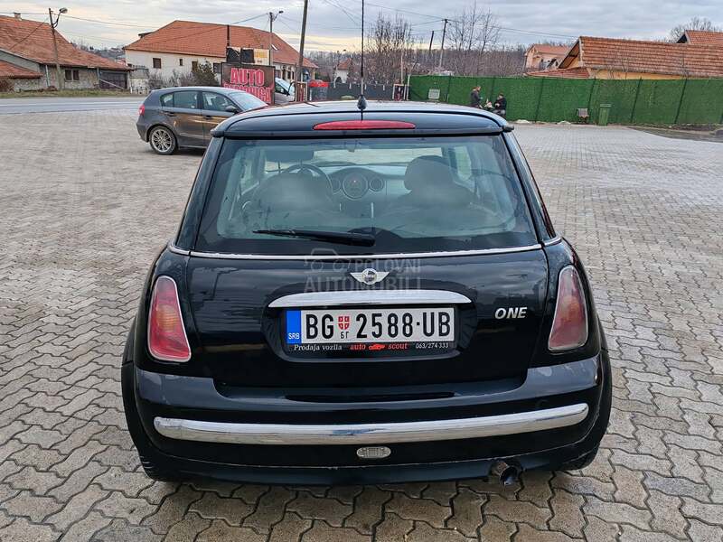 MINI One 