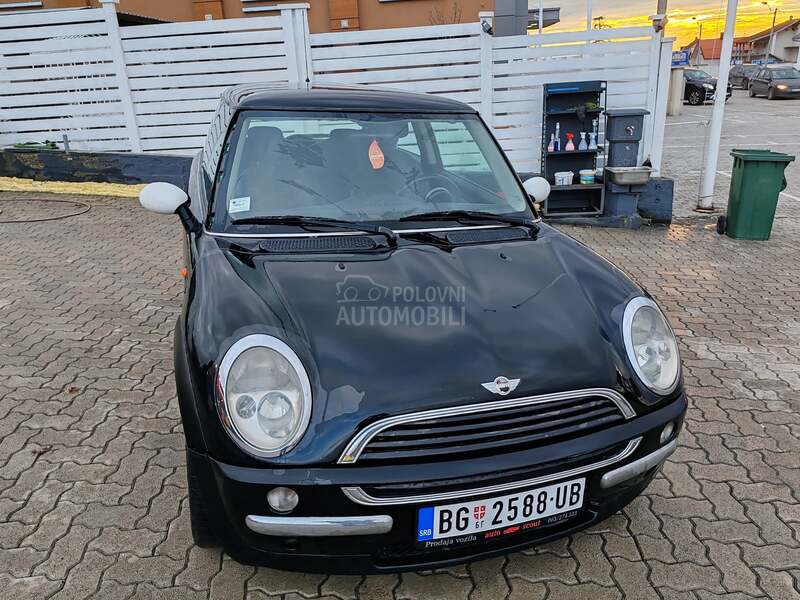 MINI One 