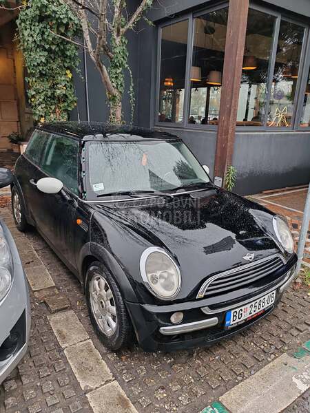 MINI One 