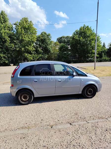 Opel Meriva 1.8