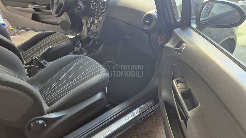 Opel Corsa D 1.3cdti years111