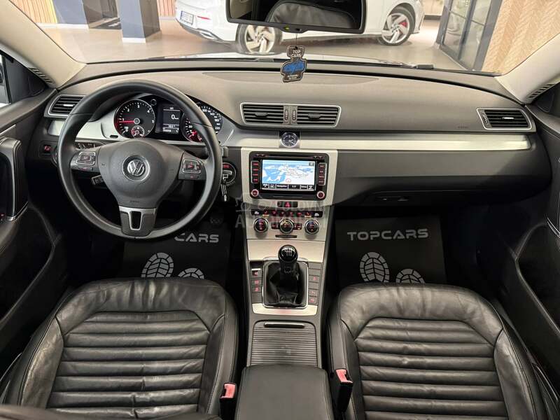 Volkswagen Passat B7 2.0TDI HIGHLINE