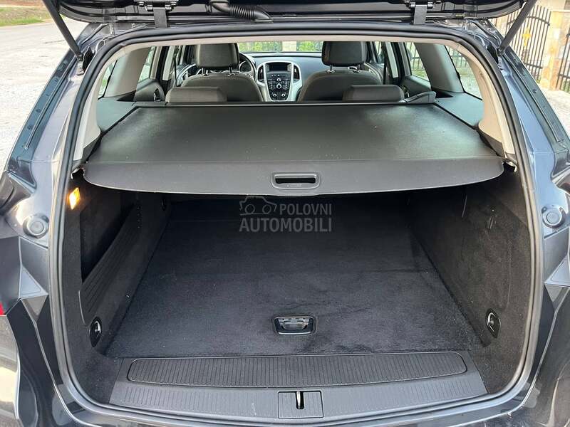 Opel Astra J 1.7cdti
