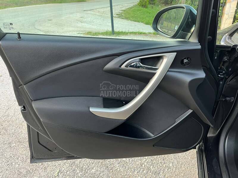 Opel Astra J 1.7cdti