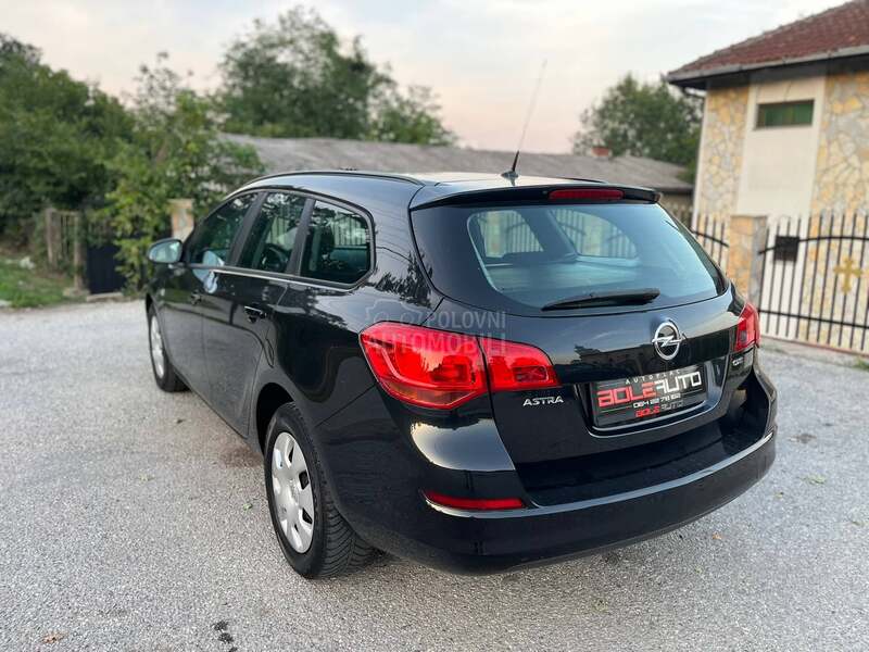 Opel Astra J 1.7cdti