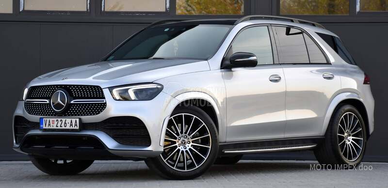Mercedes Benz GLE 300 D / 4MATIC / AMG
