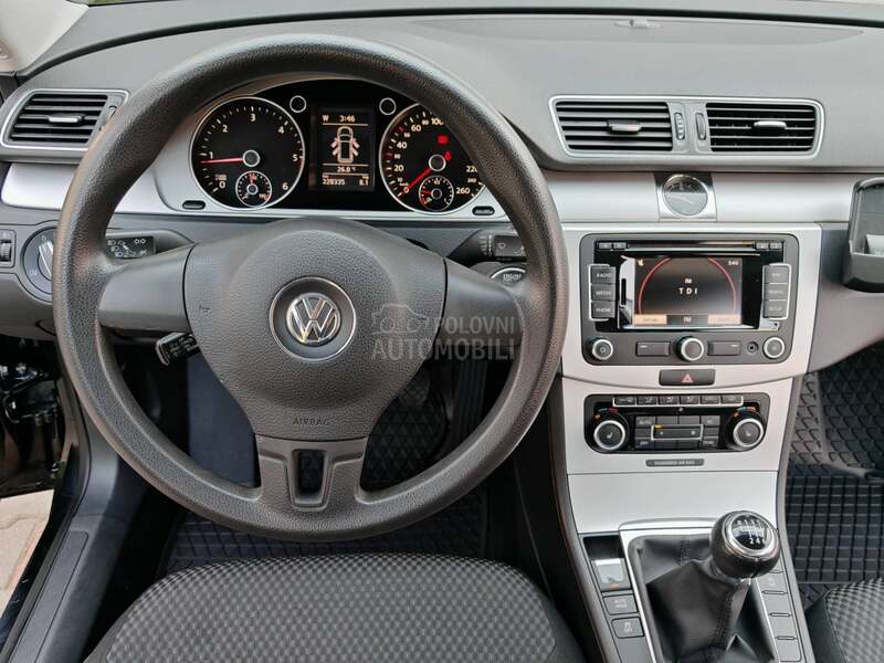 Volkswagen Passat B7 2.0 TDI/BLUE MOTION