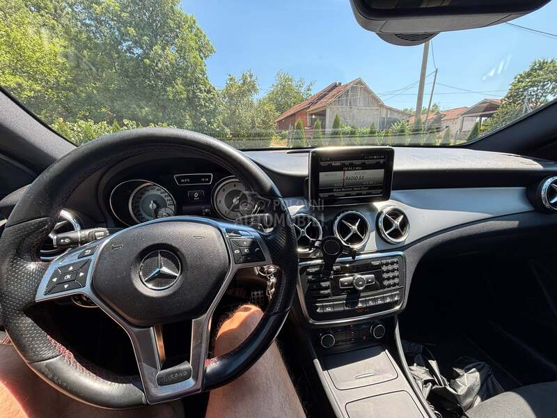 Mercedes Benz GLA 220 4matik AMG