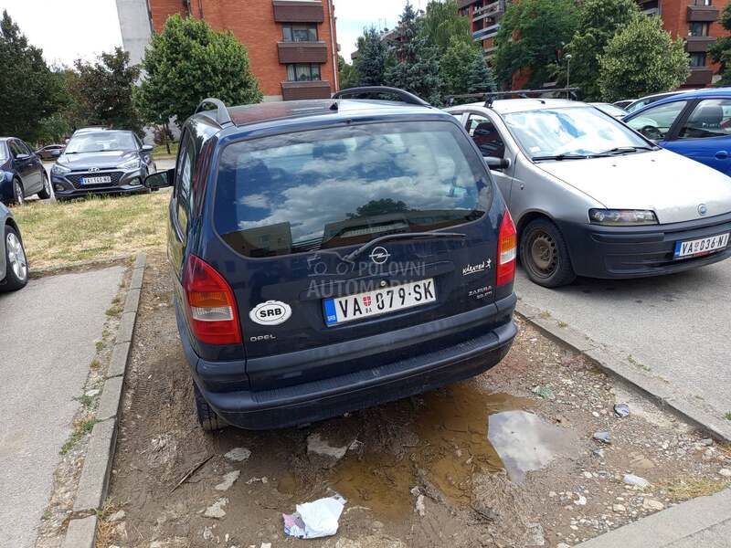 Opel Zafira 
