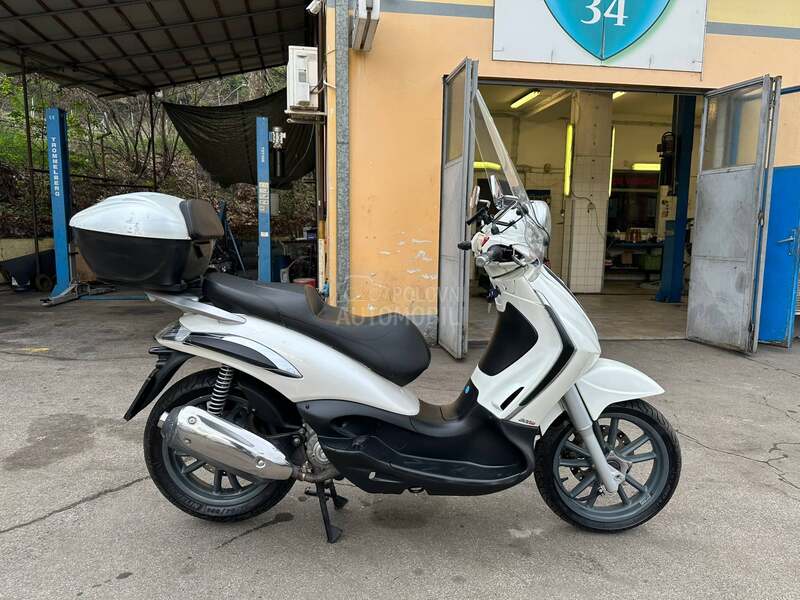 Piaggio Beverly Tourer 300 ie