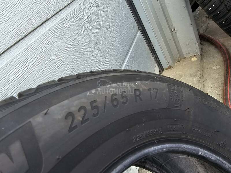 Michelin 225/65 R17 Zimska