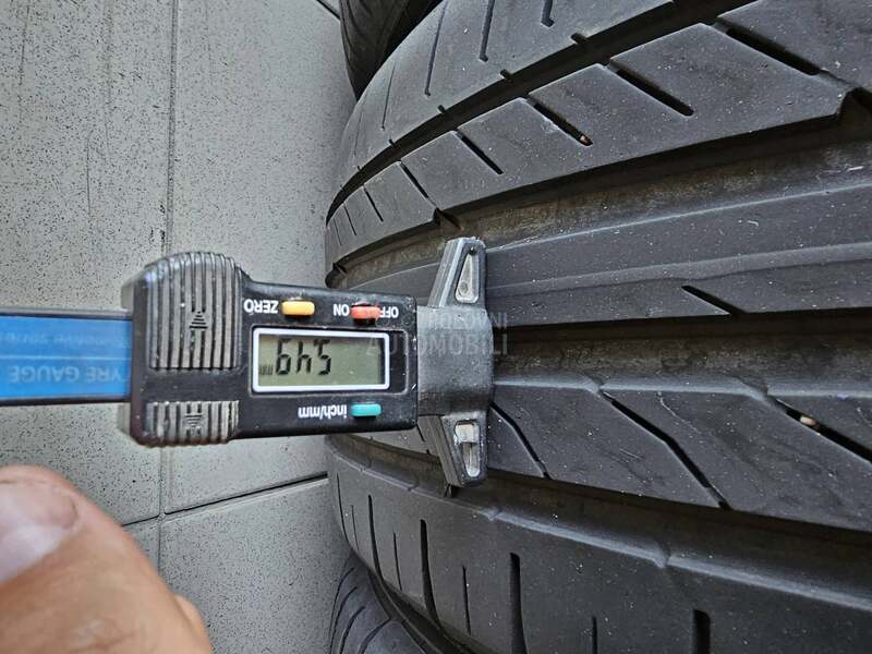 Continental 215/45 R17 Letnja