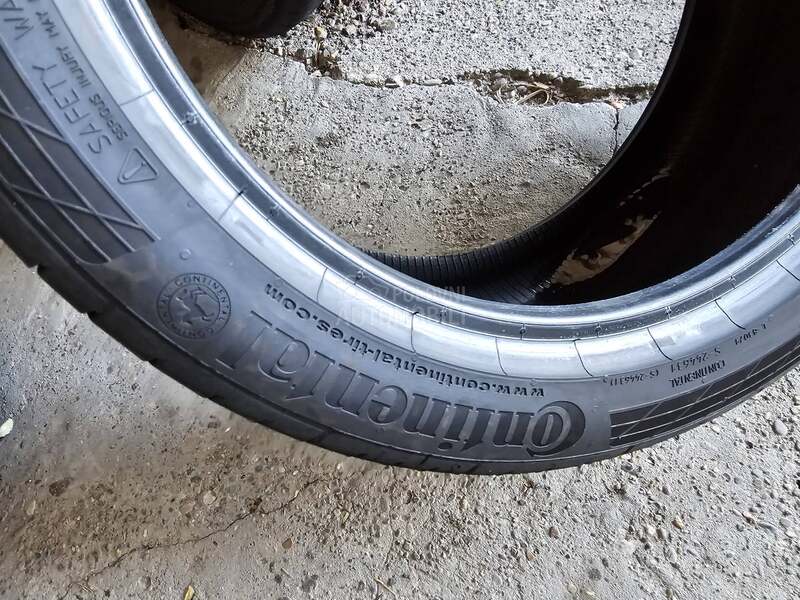Continental 215/45 R17 Letnja