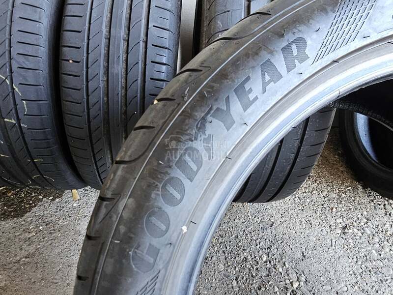 Goodyear 255/40 R18 Letnja