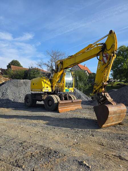 New Holland Mh city