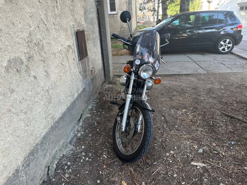 Yamaha Virago 250