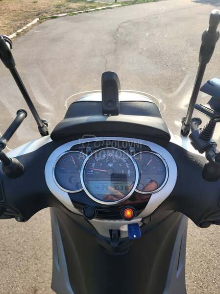 Piaggio Beverly 350 ST