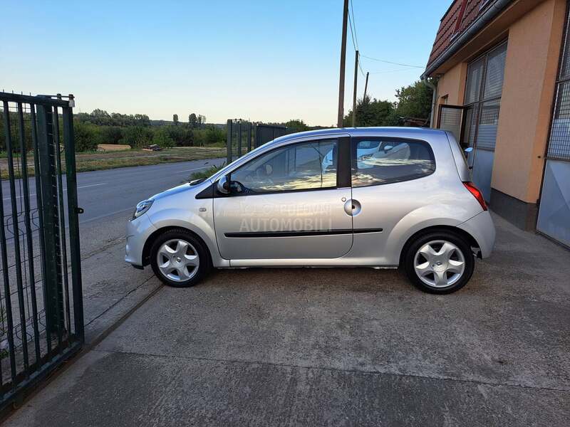 Renault Twingo 1.5 P-O-G-L-E-D-A-J