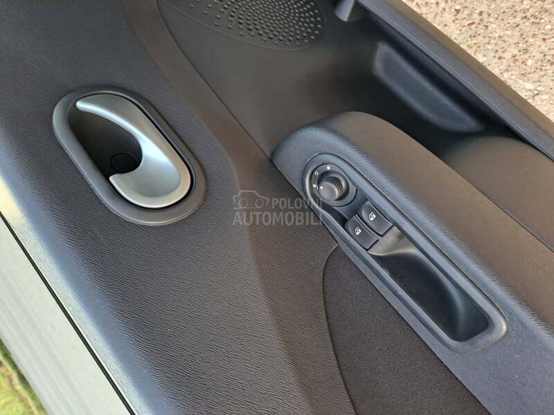 Renault Twingo 1.5 P-O-G-L-E-D-A-J