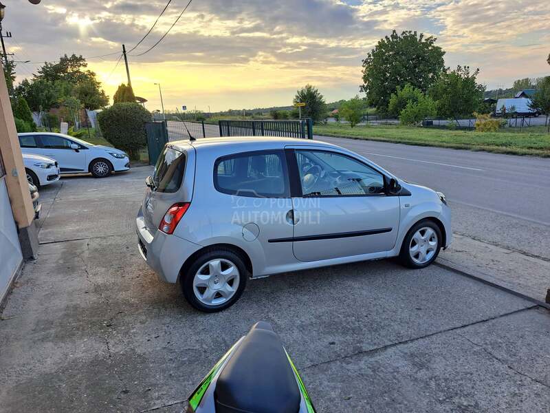 Renault Twingo 1.5 P-O-G-L-E-D-A-J