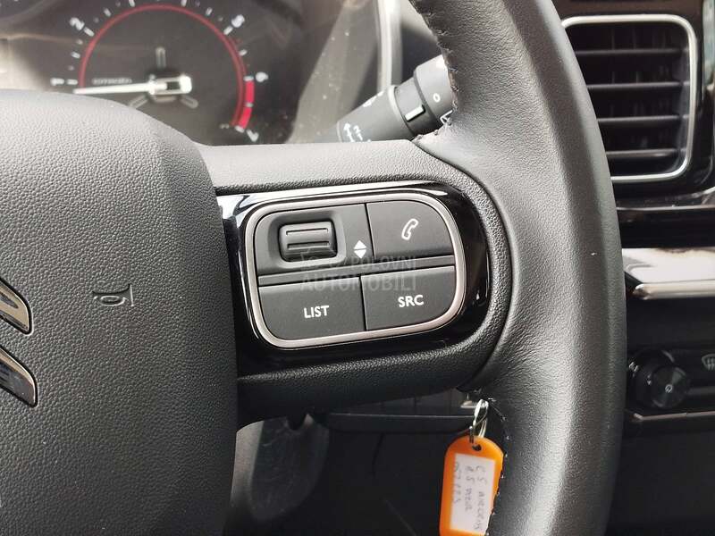 Citroen C5 Aircross 1.5 BLUEHDI LIVE M/T