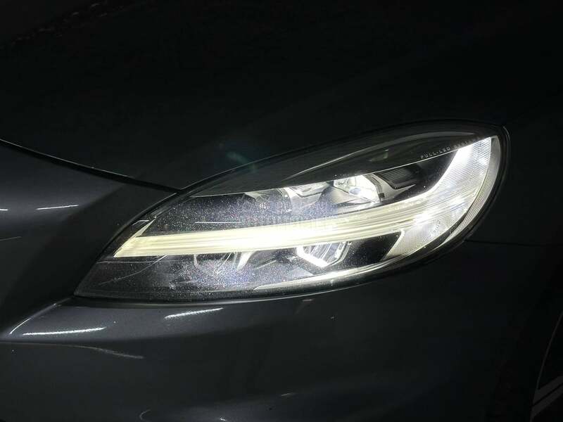 Volvo V40 D3 R-DESIGN AUT PAN