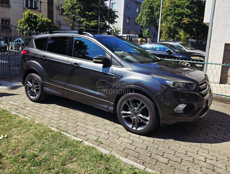 Ford Kuga ST-LlNE/VIGNALE