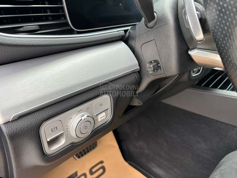 Mercedes Benz GLE 300 AMG 360